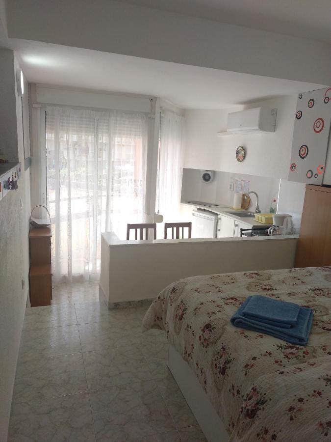 Appartement La Pineda Beach Studio Near Port Aventura Extérieur photo